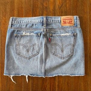 Levi’s Mini Denim Skirt